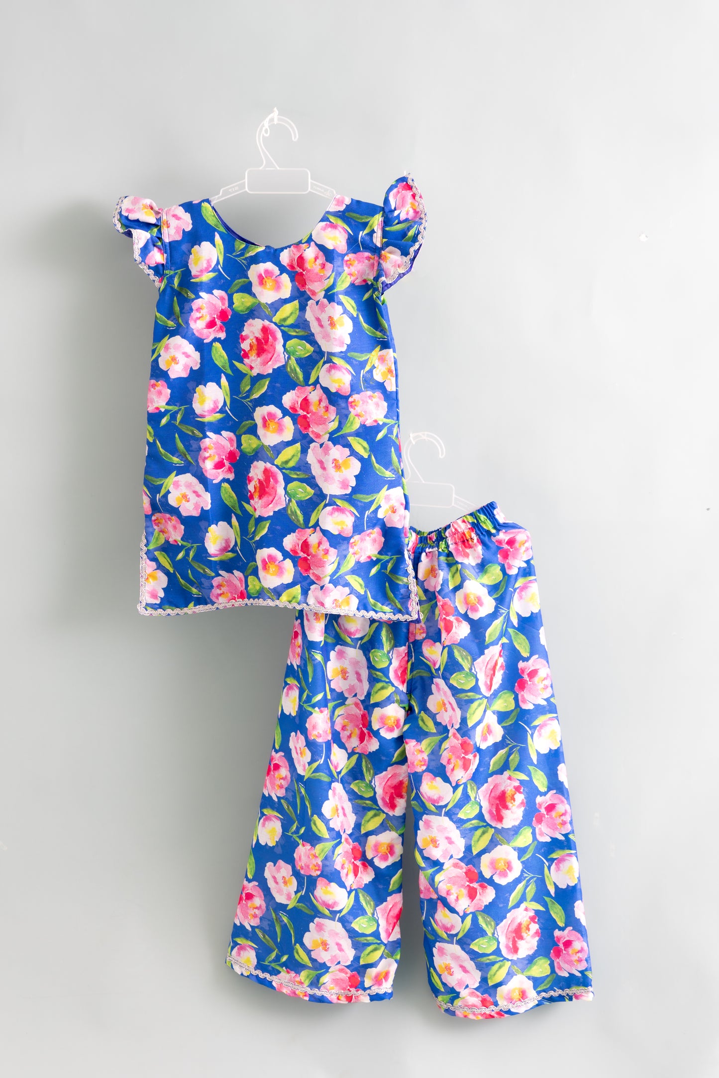 Kids Semi-Sarara Salwar Set | Festive & Party Wear for Girls Age 1–12 Years | Muslin Fabric with Cotton Lining @ ₹899 (Copy)